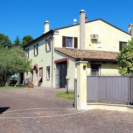 Chez Barnie Favoloso Appartamento Privato In Villa A 800Mt Ingresso Fiera Rimini Exterior foto