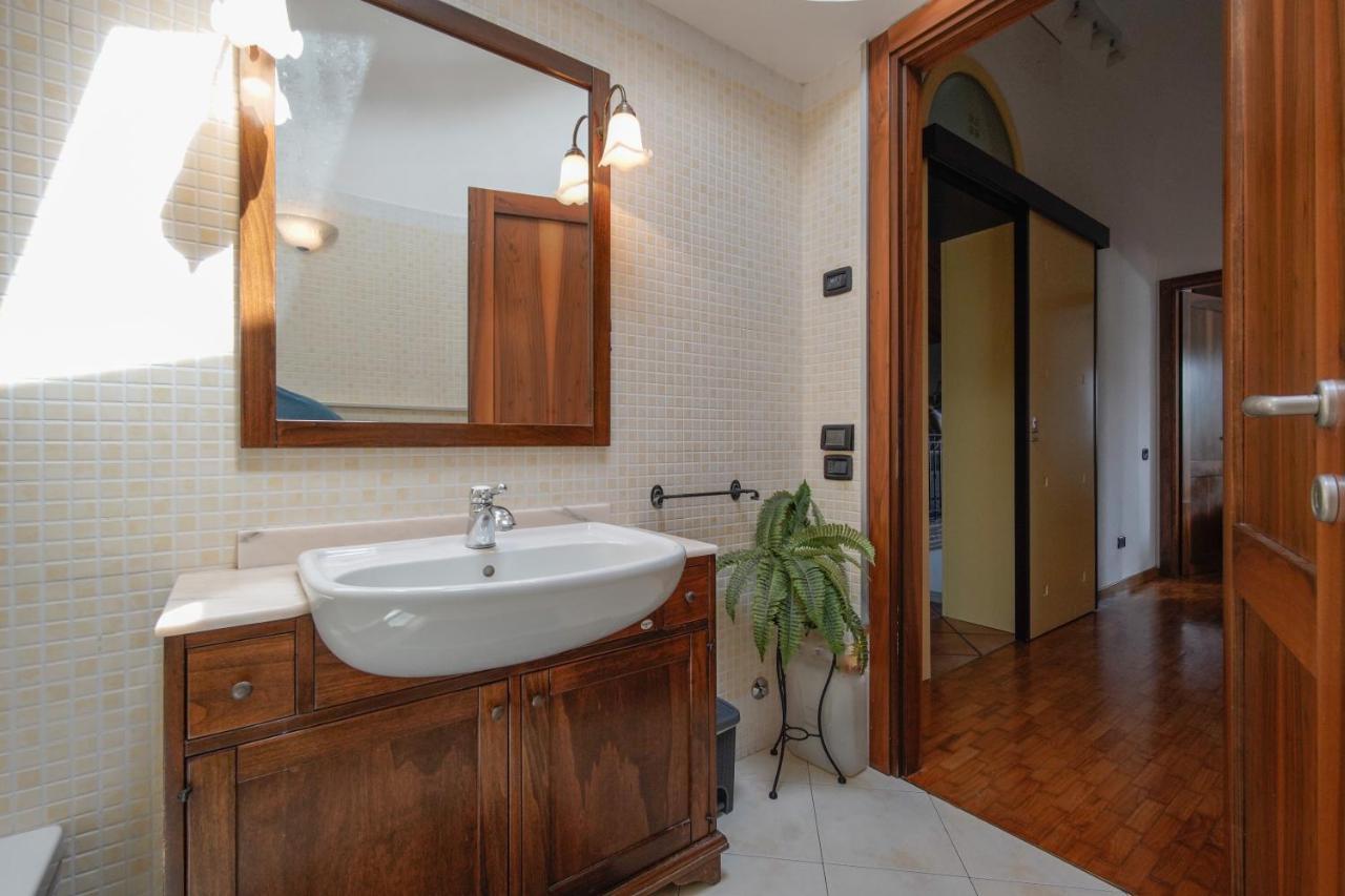 Chez Barnie Favoloso Appartamento Privato In Villa A 800Mt Ingresso Fiera Rimini Exterior foto